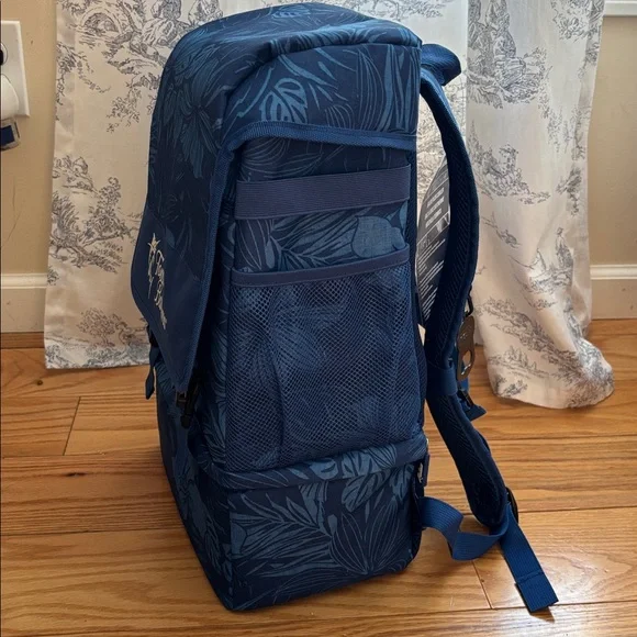 NWT Tommy Bahama Tropical Insulated Backpack Cooler. - Picture 9 of 12